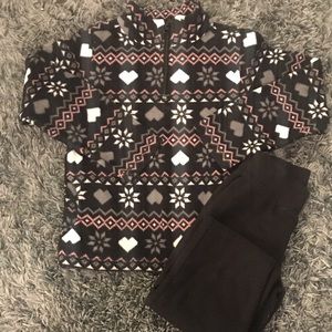 Girls Sz 5/6 100% polyester fleece set